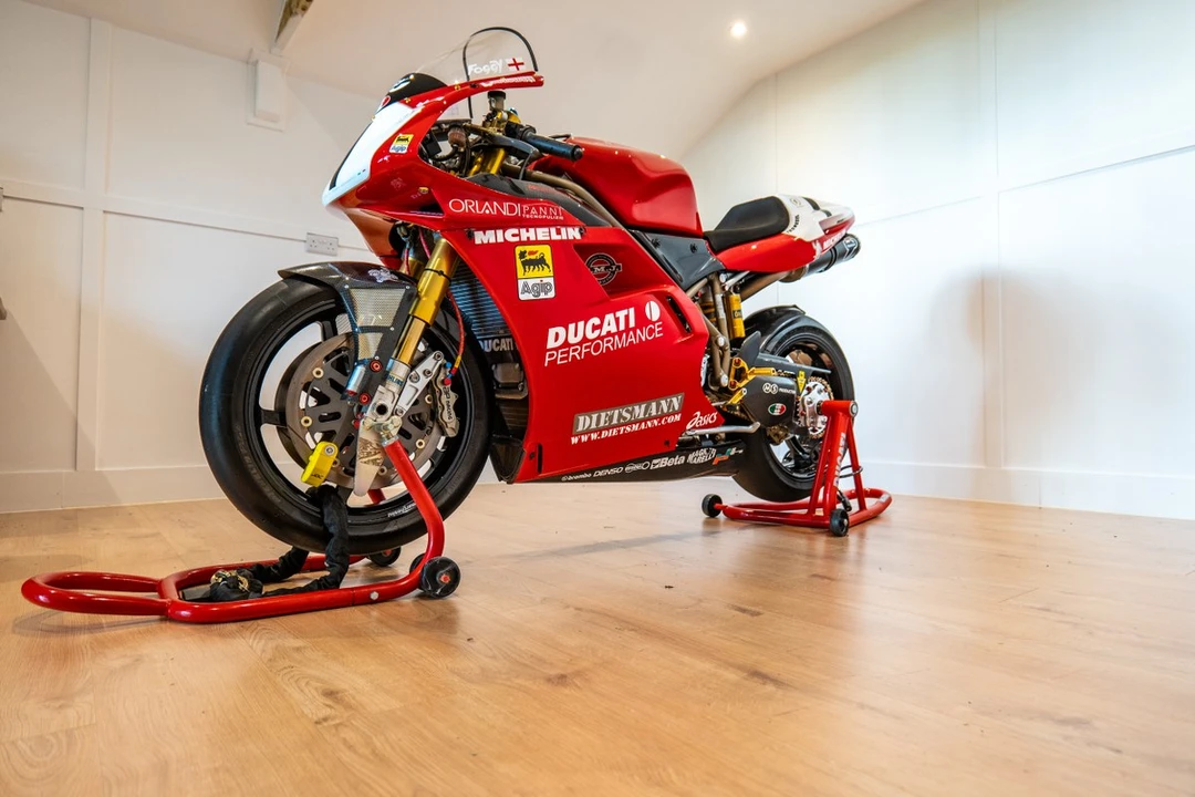 1999 Ducati 916 - Image 21 of 30