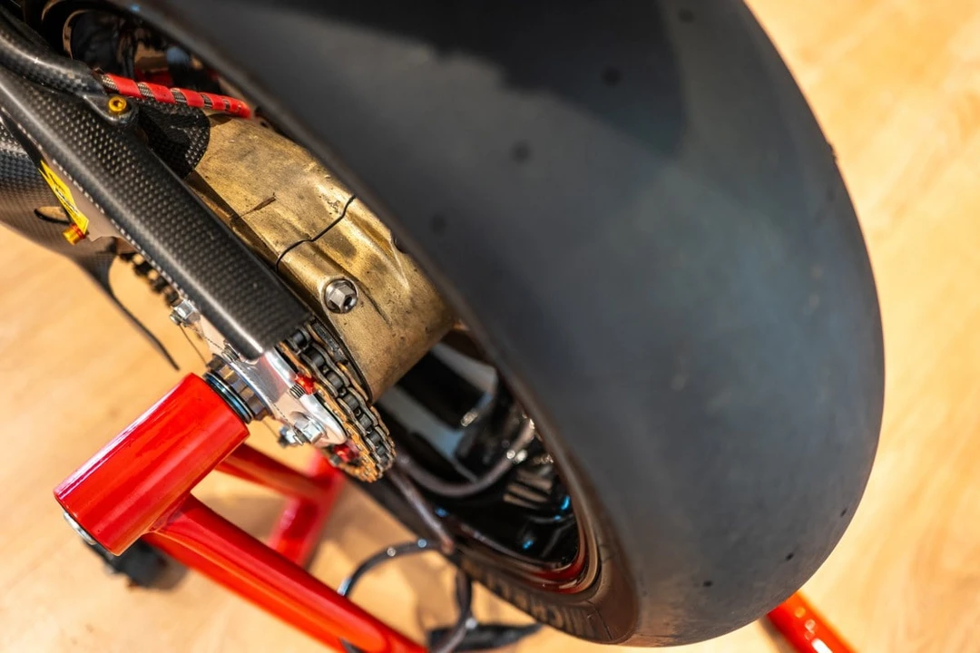 1999 Ducati 916 - Image 30 of 30