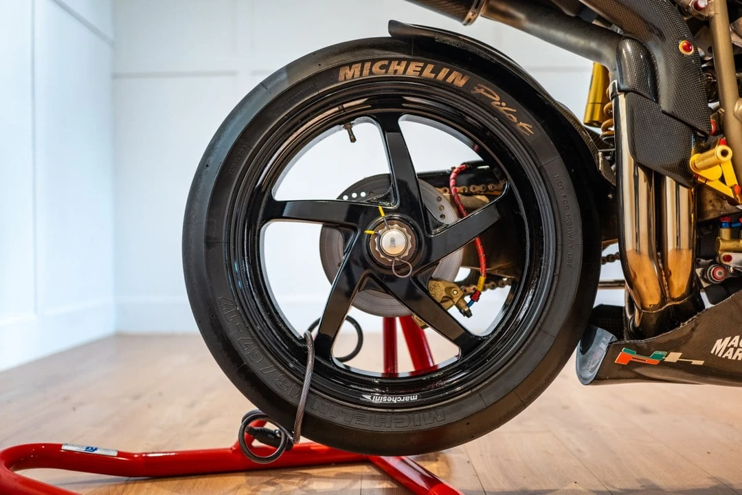 1999 Ducati 916 - Image 22 of 30