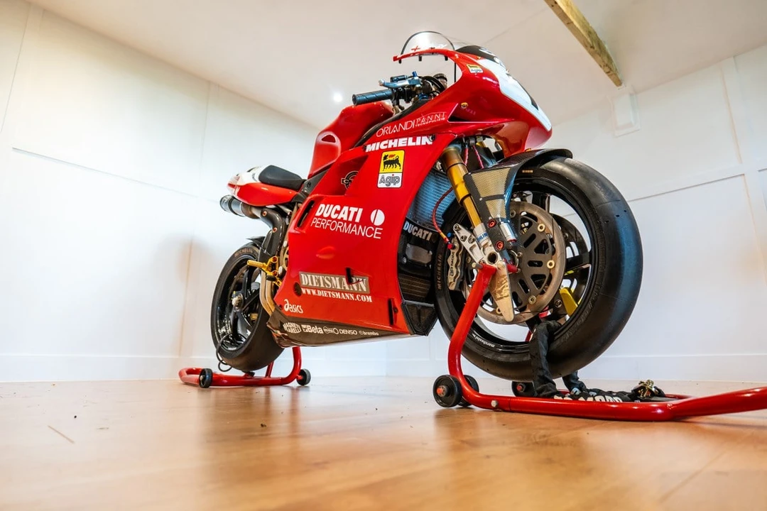 1999 Ducati 916 - Image 18 of 30