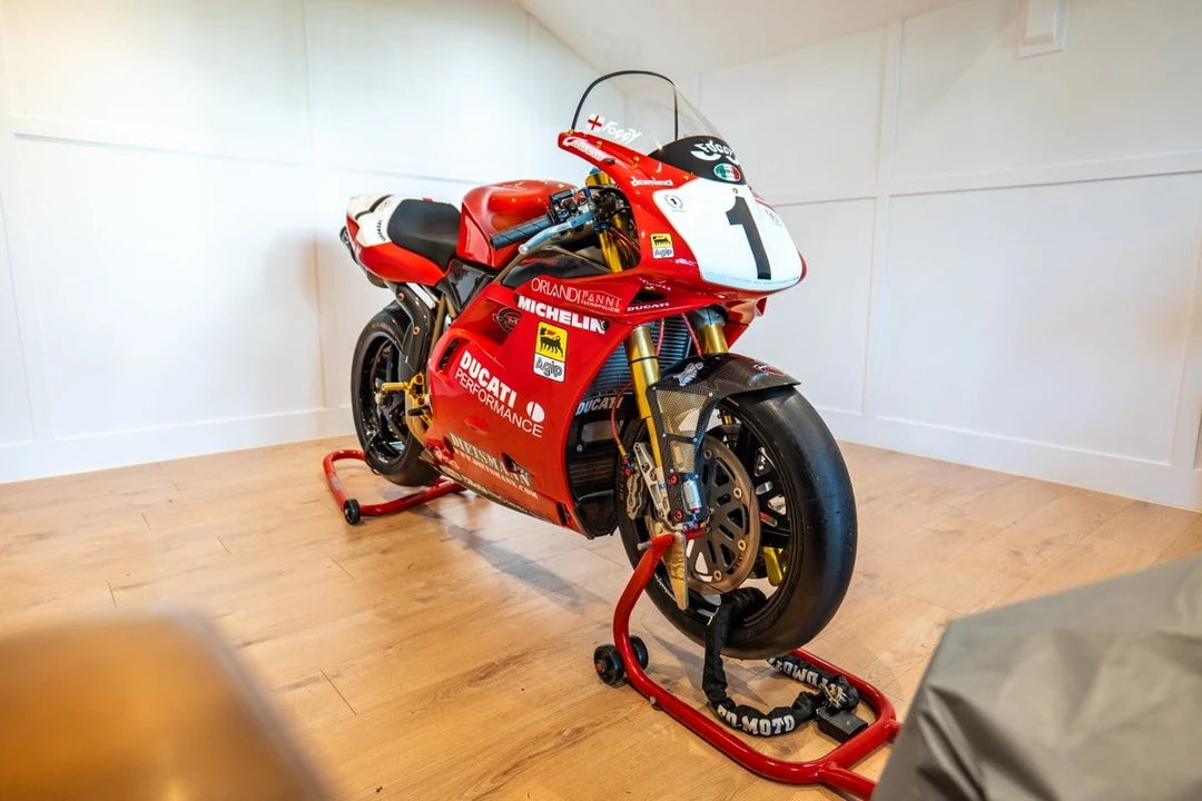 1999 Ducati 916 - Image 14 of 30
