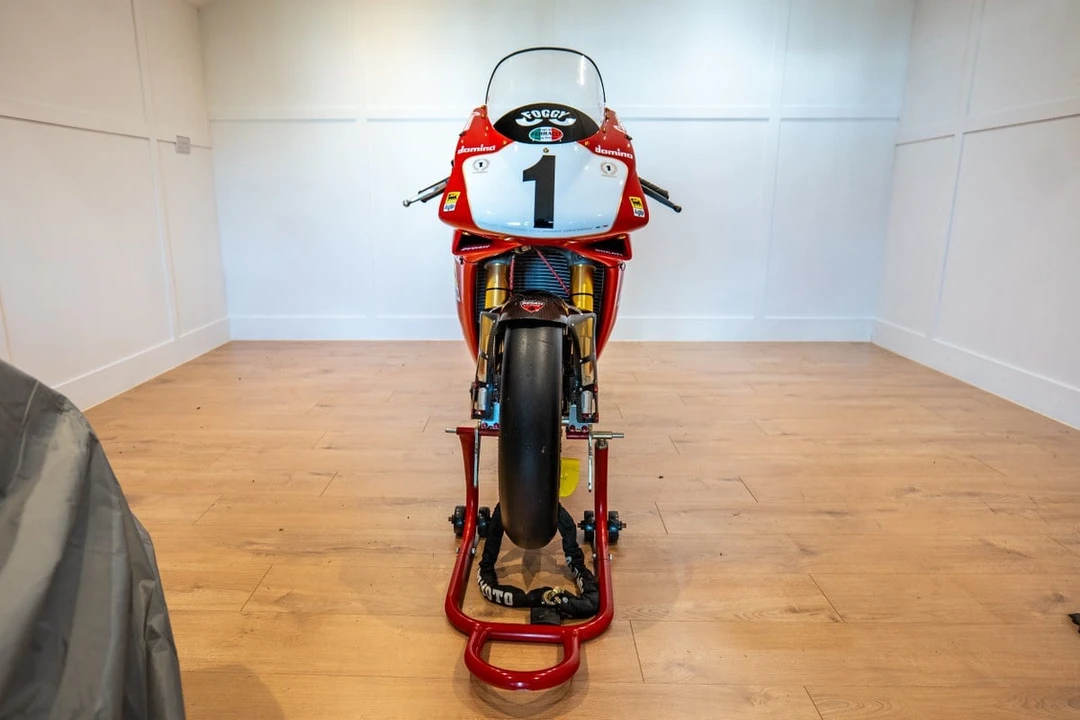 1999 Ducati 916 - Image 8 of 30