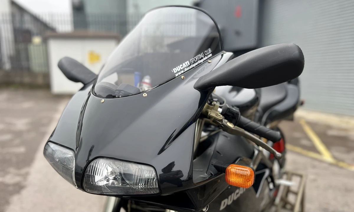 1999 Ducati 916 - Image 19 of 30