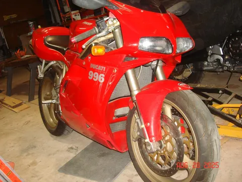 1999 Ducati 996