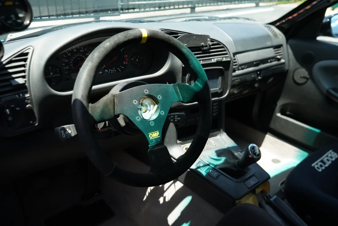1999 BMW E36 M3 - Image 2 of 24