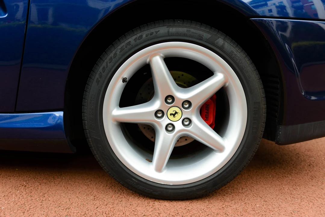 1999 Ferrari 550 Maranello - Image 22 of 31