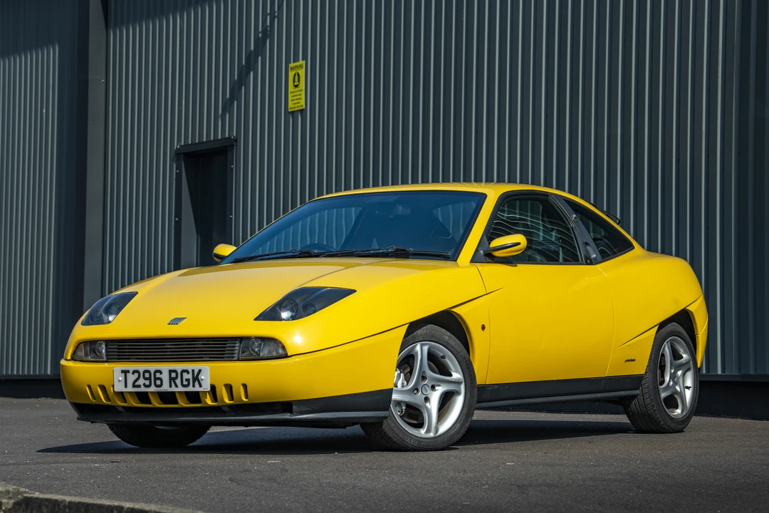2000 Fiat Coupe - Image 2 of 31