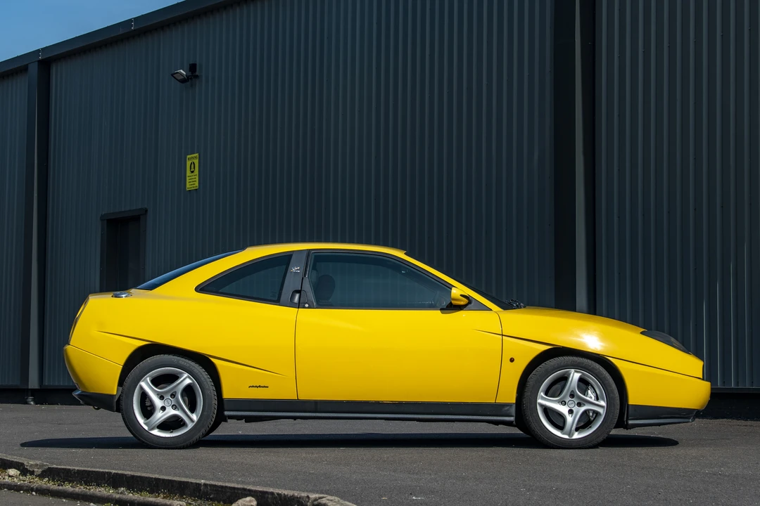 2000 Fiat Coupe - Image 9 of 31