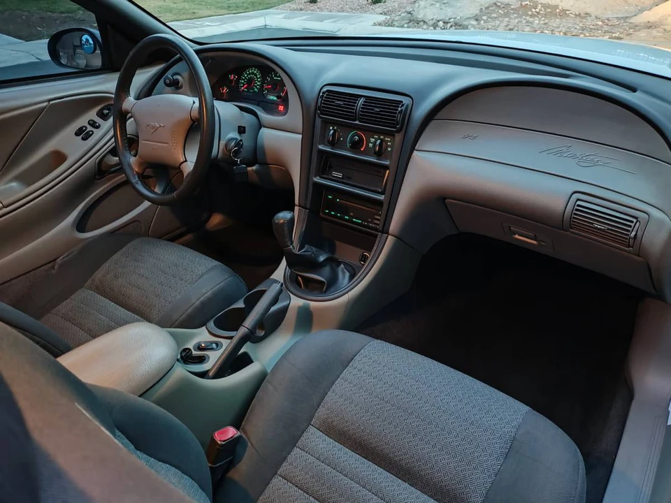 1999 Ford SN95 Mustang - Image 15 of 24