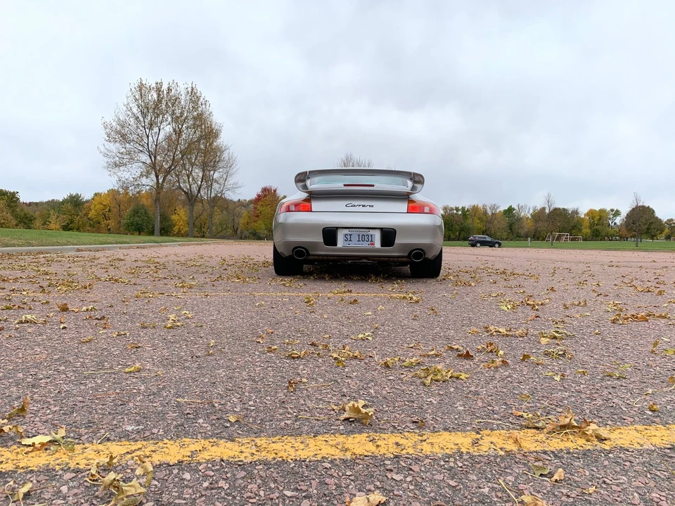 1999 Porsche 996 Carrera - Image 10 of 31