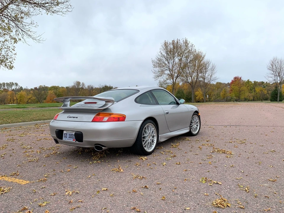 1999 Porsche 996 Carrera - Image 12 of 31
