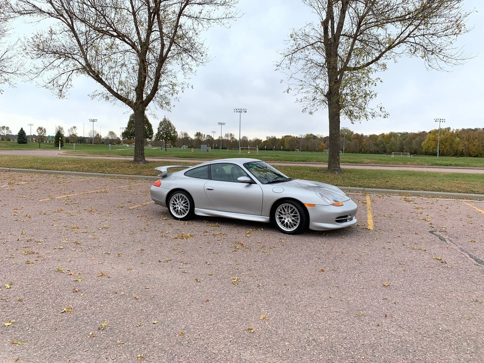 1999 Porsche 996 Carrera - Image 19 of 31