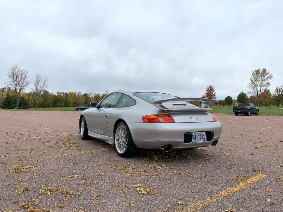 1999 Porsche 996 Carrera - Image 28 of 31