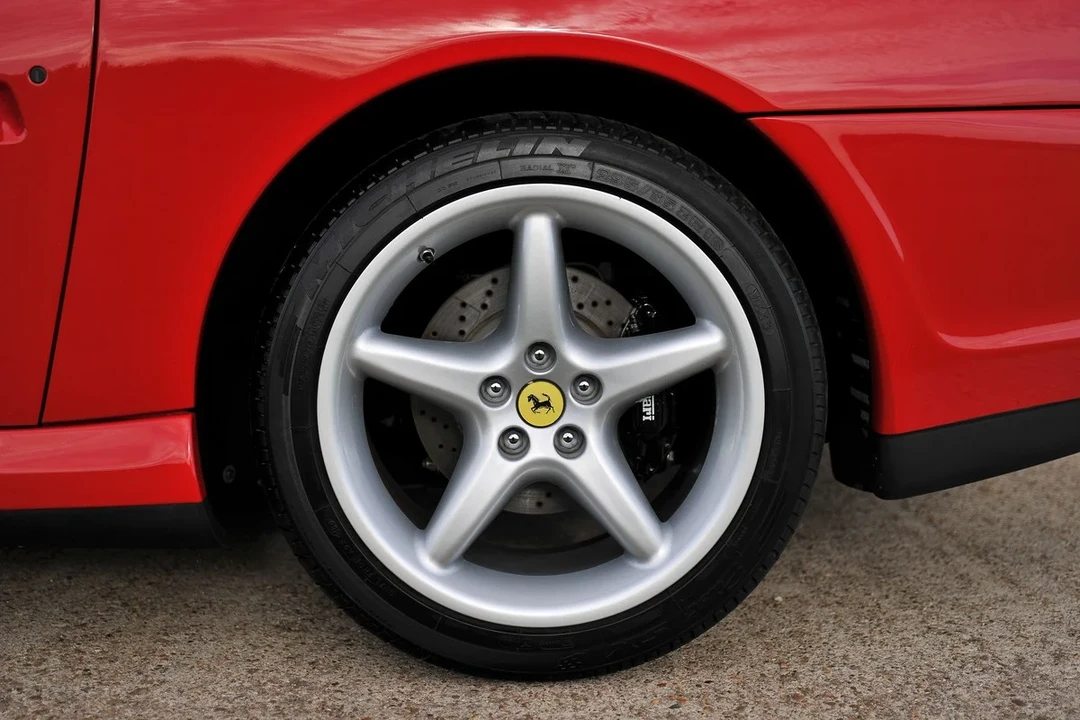 1999 Ferrari 550 Maranello - Image 10 of 30