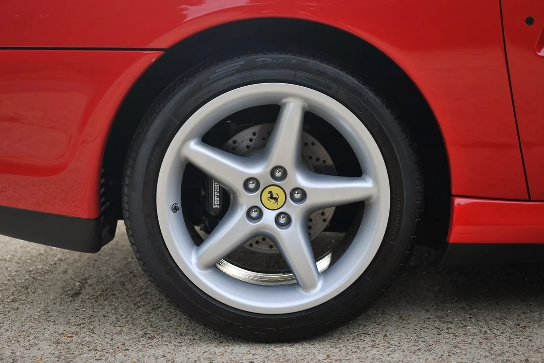 1999 Ferrari 550 Maranello - Image 11 of 30