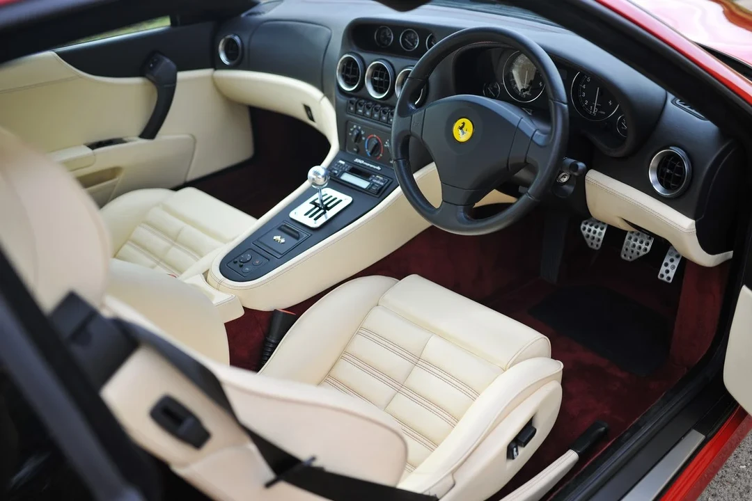 1999 Ferrari 550 Maranello - Image 13 of 30