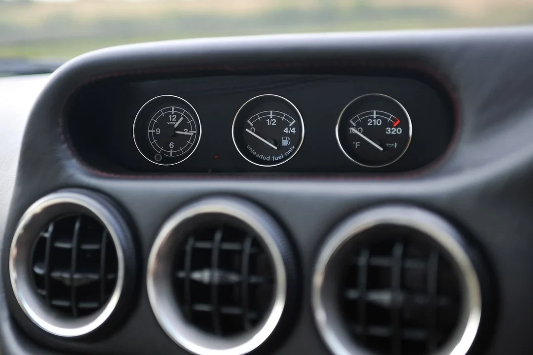 1999 Ferrari 550 Maranello - Image 22 of 30