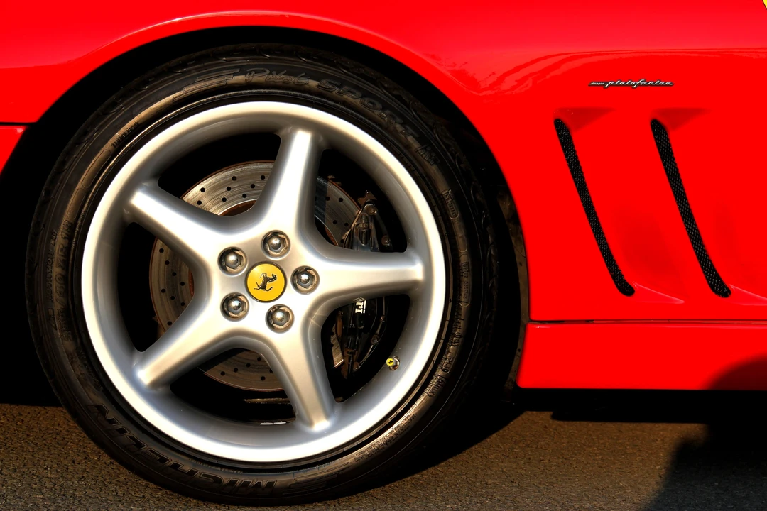 1999 Ferrari 550 Maranello - Image 4 of 19
