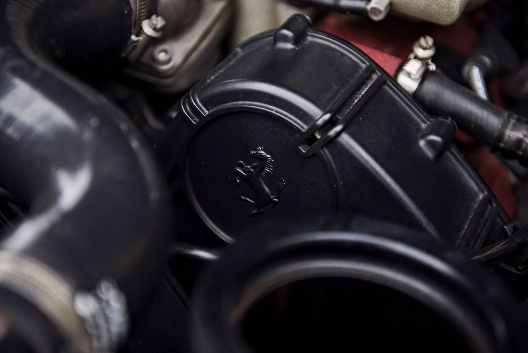 1999 Ferrari 550 Maranello - Image 10 of 31