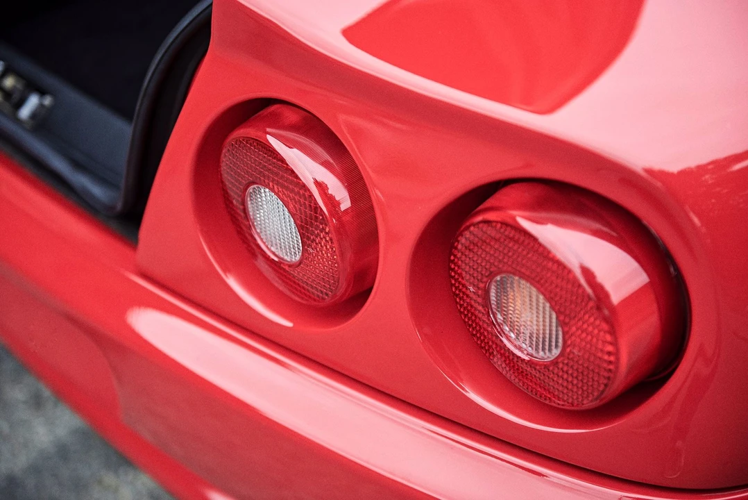 1999 Ferrari 550 Maranello - Image 27 of 31