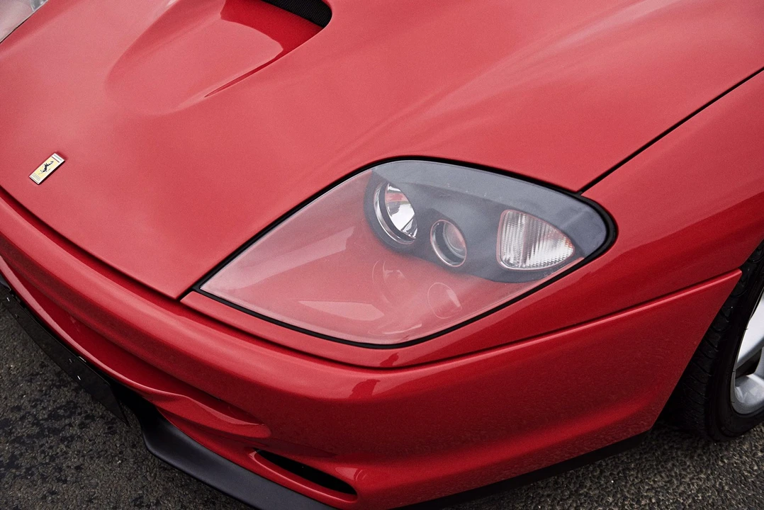 1999 Ferrari 550 Maranello - Image 2 of 31