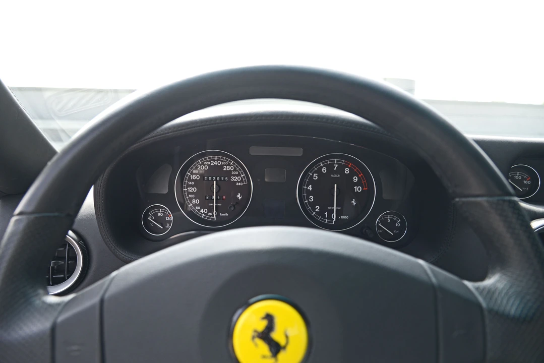 1999 Ferrari 550 Maranello - Image 17 of 31