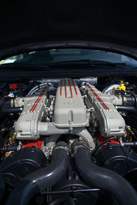 1999 Ferrari 550 Maranello - Image 21 of 31