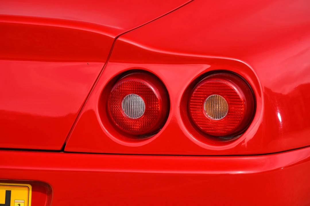 1999 Ferrari 550 Maranello - Image 19 of 31