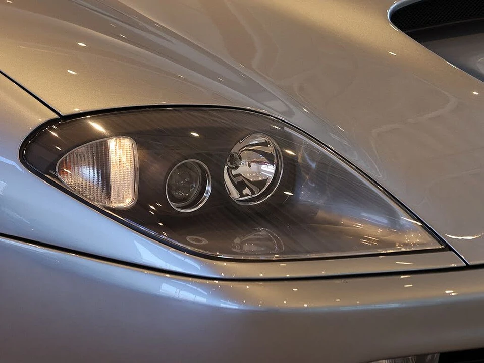1999 Ferrari 550 Maranello - Image 15 of 31