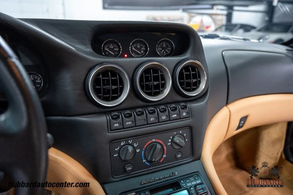 1999 Ferrari 550 Maranello - Image 26 of 31