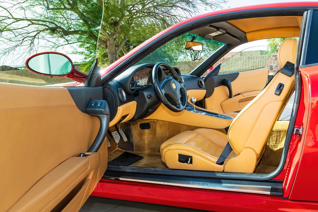 1999 Ferrari 550 Maranello - Image 9 of 31