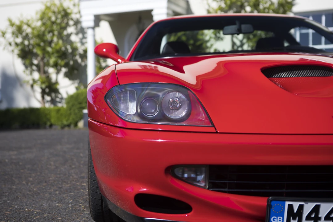 1999 Ferrari 550 Maranello - Image 14 of 31