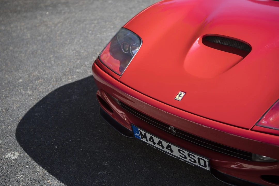 1999 Ferrari 550 Maranello - Image 21 of 31