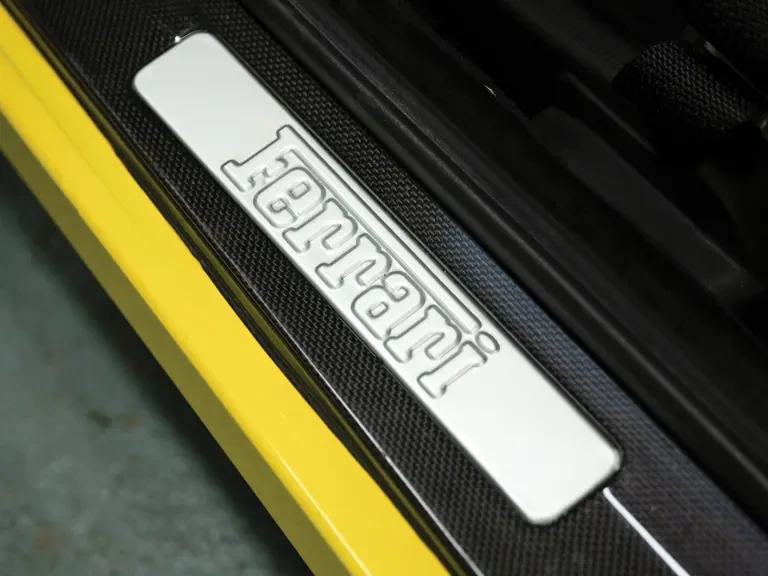 1999 Ferrari 550 Maranello - Image 17 of 31