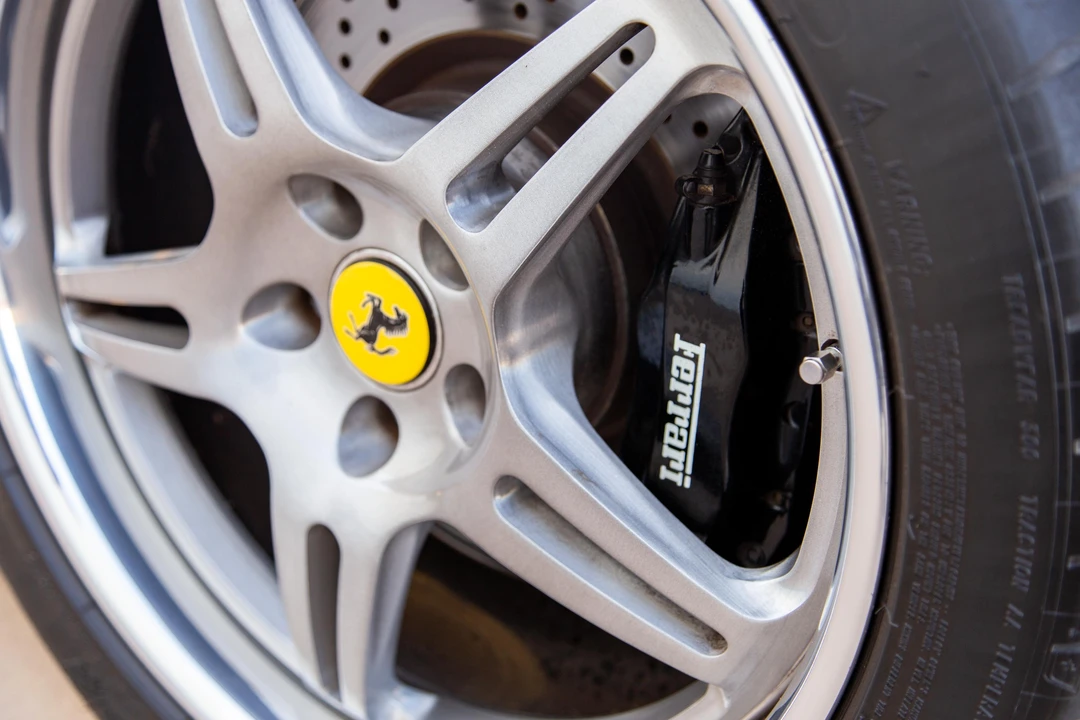 1999 Ferrari 550 Maranello - Image 27 of 31