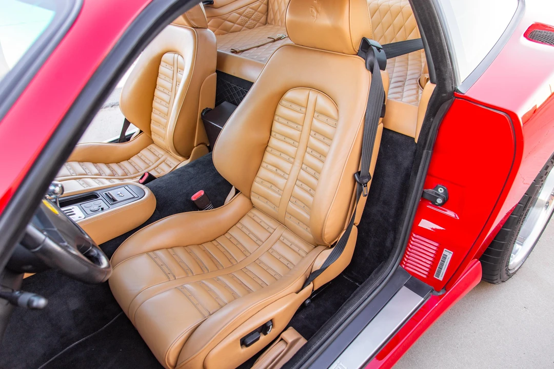 1999 Ferrari 550 Maranello - Image 29 of 31