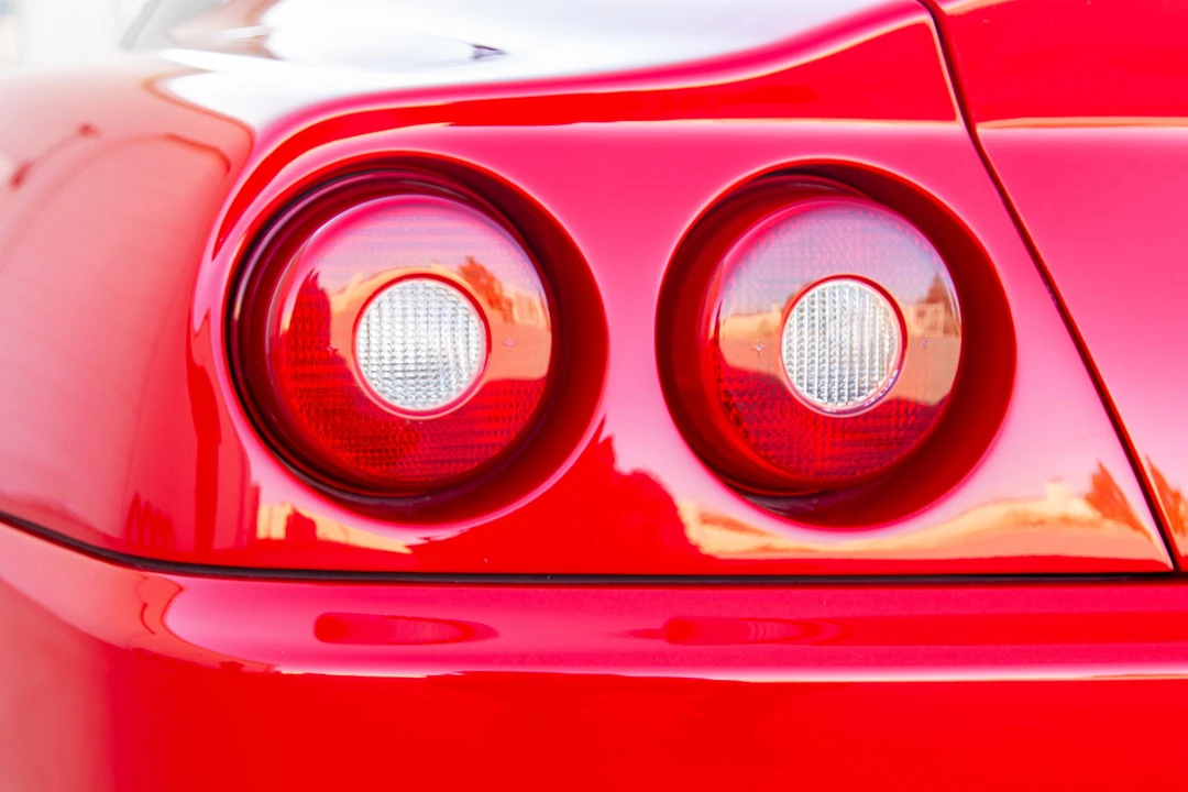 1999 Ferrari 550 Maranello - Image 14 of 31