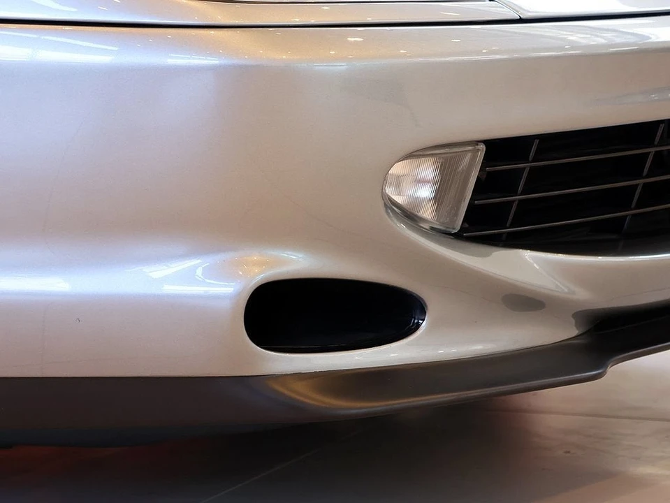 1999 Ferrari 550 Maranello - Image 14 of 31