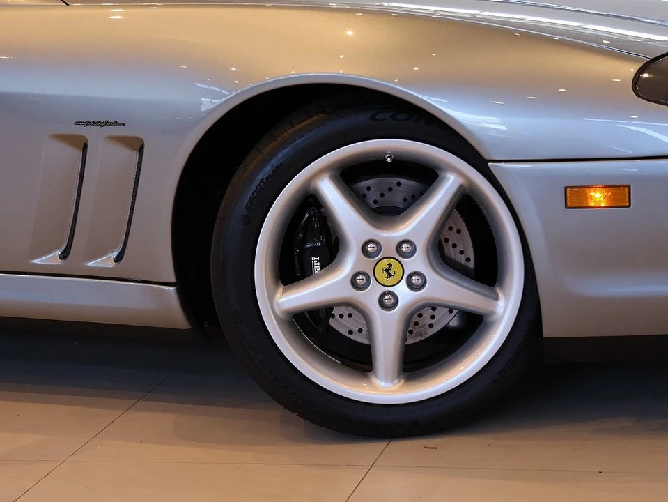 1999 Ferrari 550 Maranello - Image 8 of 31