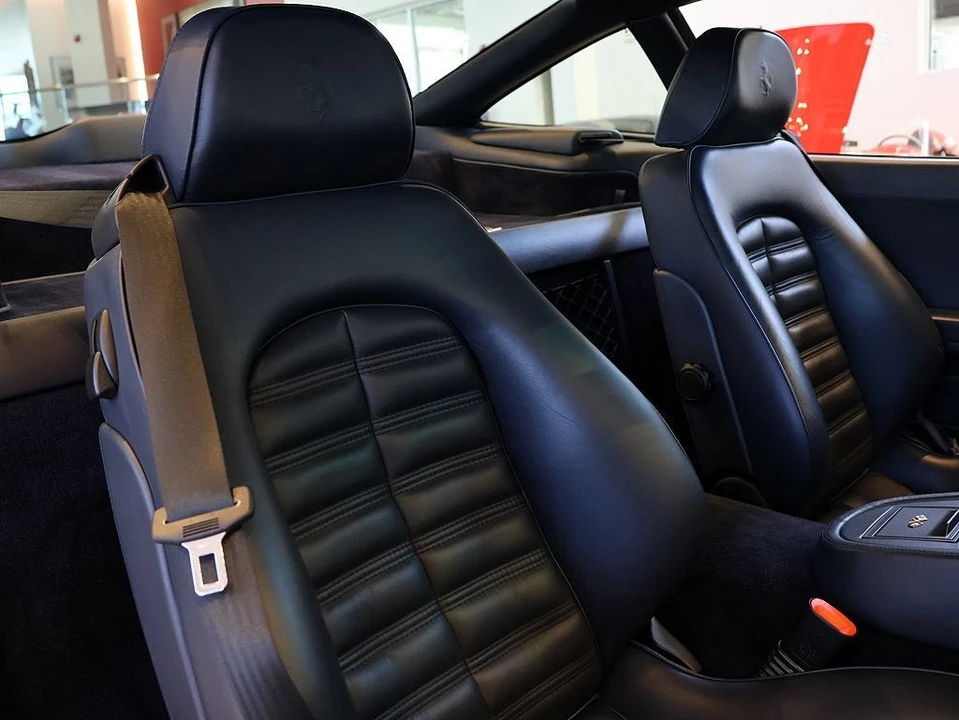1999 Ferrari 550 Maranello - Image 29 of 31
