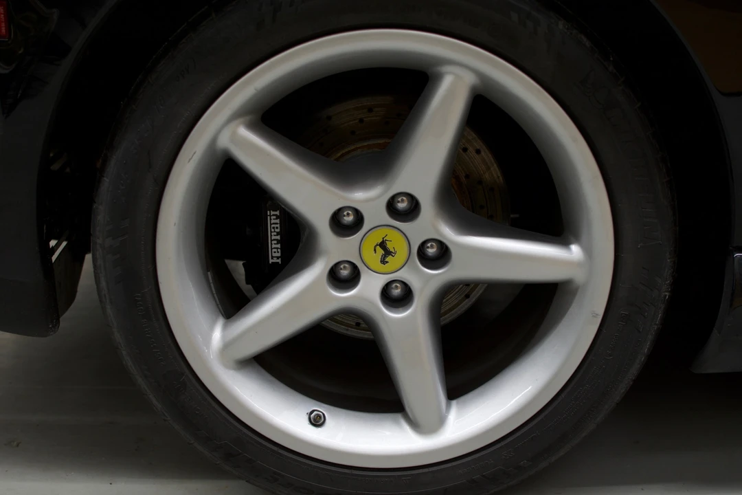 1999 Ferrari 550 Maranello - Image 21 of 31