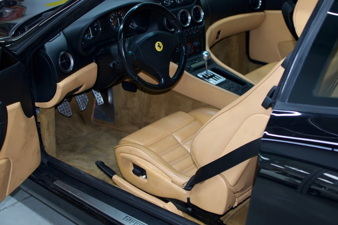 1999 Ferrari 550 Maranello - Image 26 of 31