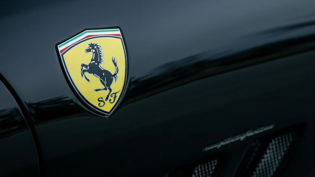 1999 Ferrari 550 Maranello - Image 15 of 31