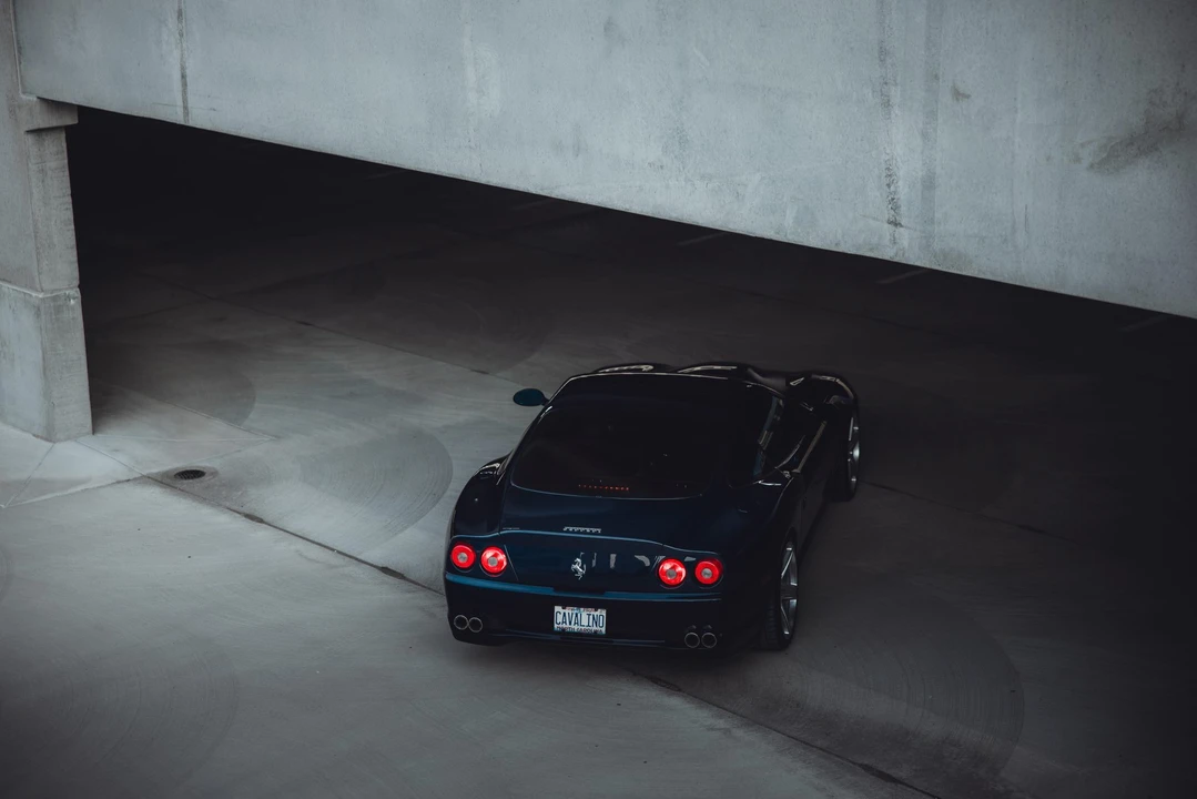 1999 Ferrari 550 Maranello - Image 16 of 31