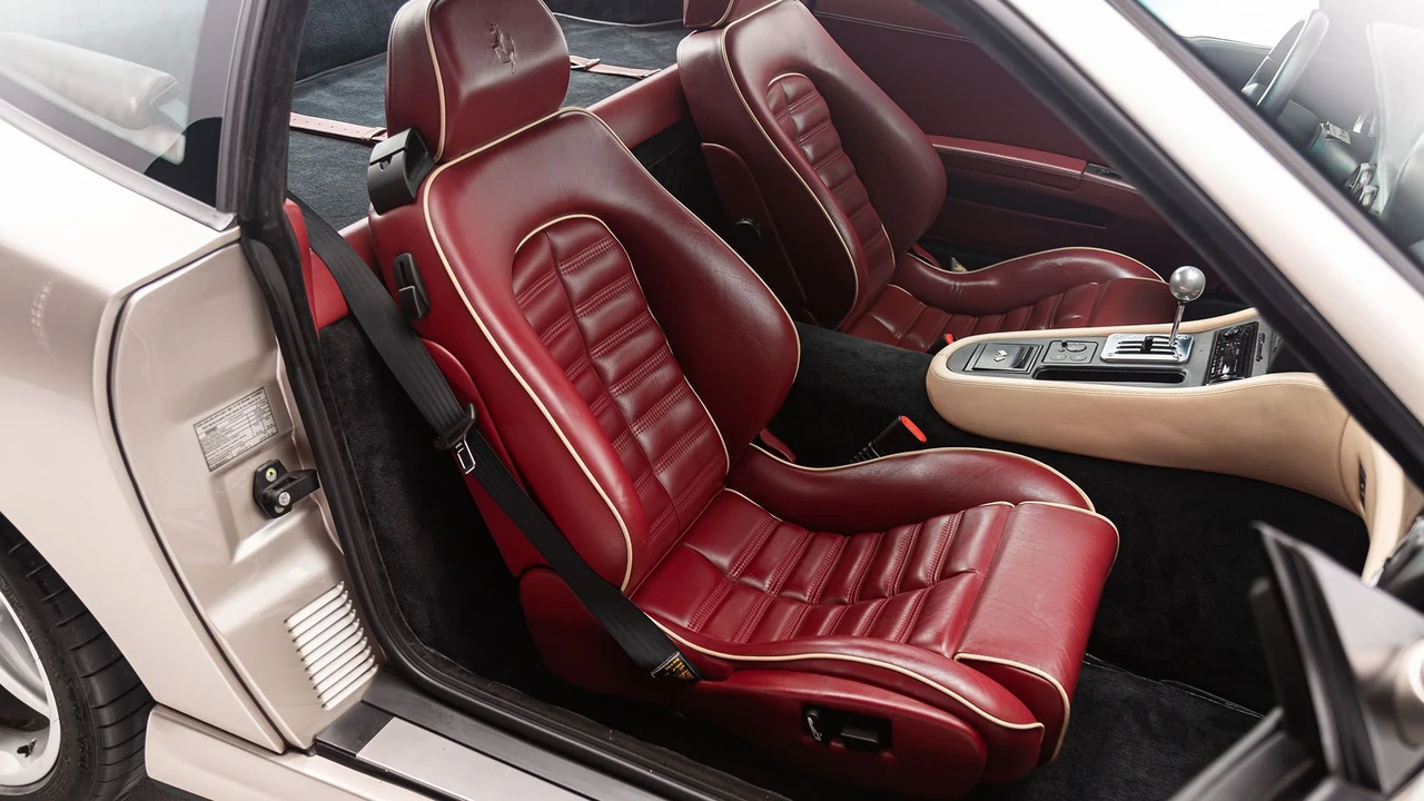 1999 Ferrari 550 Maranello - Image 25 of 31
