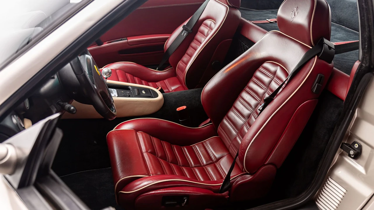 1999 Ferrari 550 Maranello - Image 27 of 31