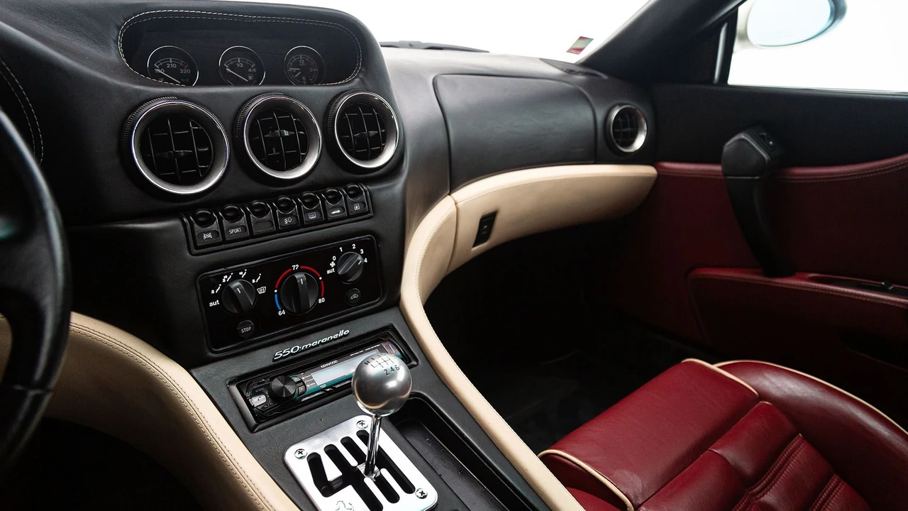 1999 Ferrari 550 Maranello - Image 31 of 31
