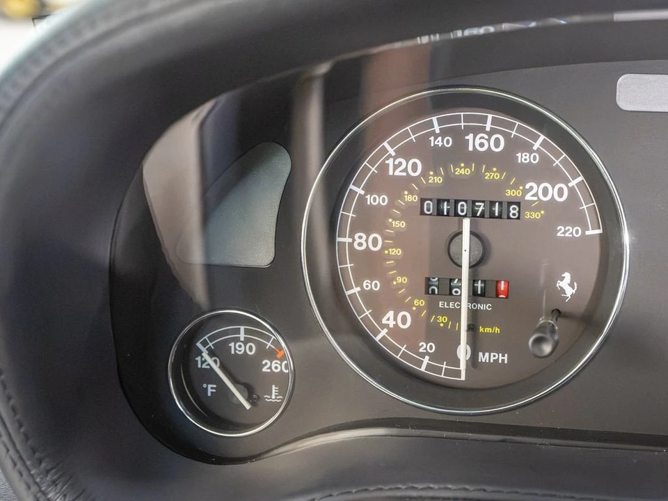1999 Ferrari 550 Maranello - Image 25 of 31