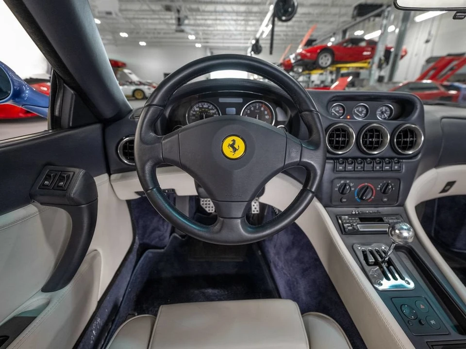 1999 Ferrari 550 Maranello - Image 24 of 31