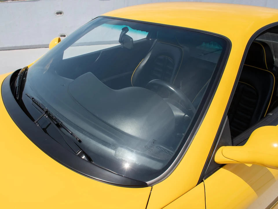 1999 Ferrari 550 Maranello - Image 27 of 31